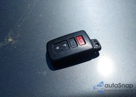 2016 Toyota Rav4 Xle из США, поврежденный, VIN JTMWFREV5GD087740